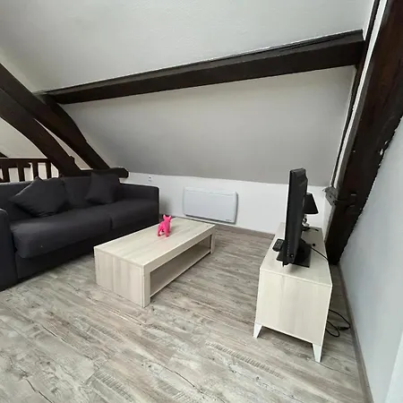 Somewhere In Broadway Apartment *